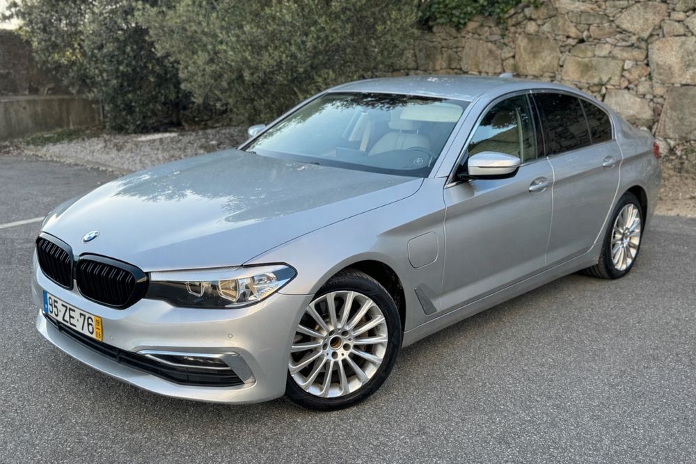 Bmw 530e 2019 com 140 mil kms