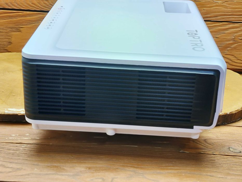 Projektor LED TOPTRO TR82 4K 300 Cali  7500lm WiFi Bluetooth PS5 Xbox