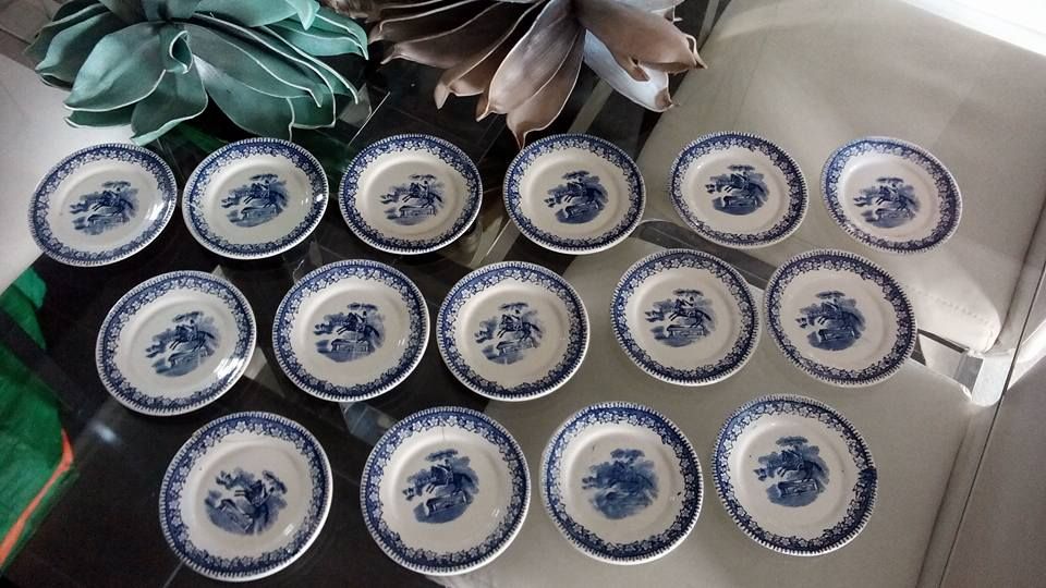 Conjunto de loiça GILMAN SACAVÉM 1930 modelo estátua