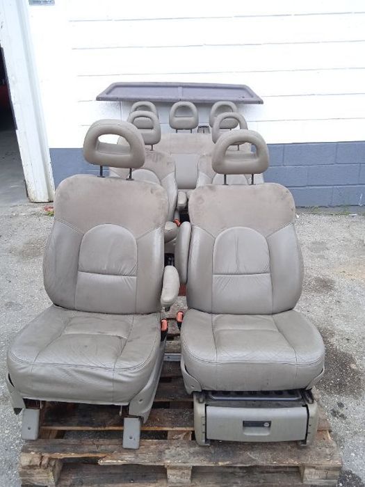 Bancos Chrysler Voyager