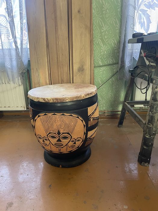 Afrykański duży bęben etniczny Djembe
