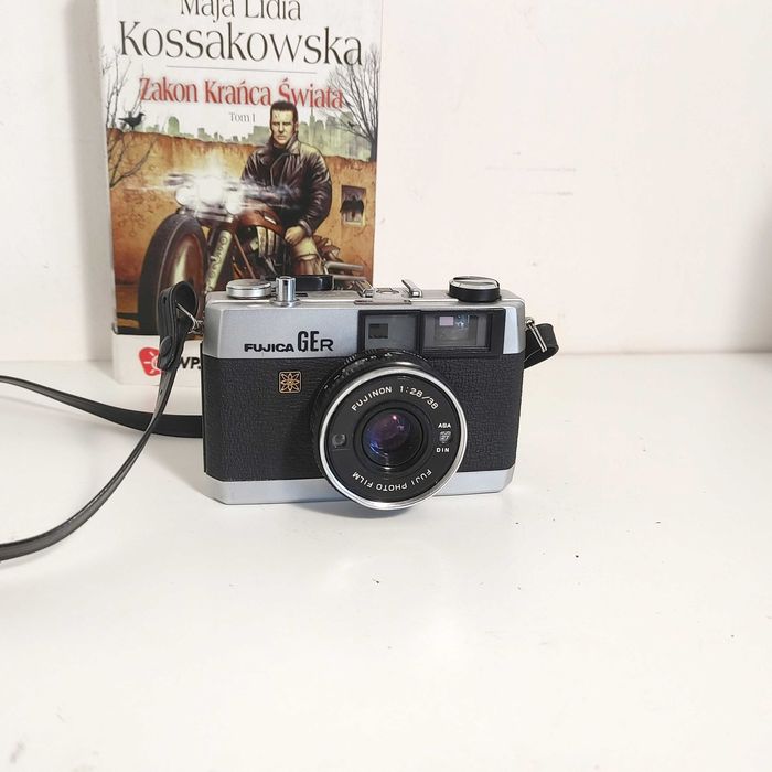 Bardzo ładna FUJICA GEr analogowy dalmierz z lat 70 tych lens 38 mm 1:2,8