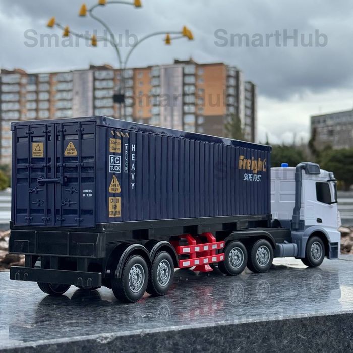 Вантажівка на радіокеруванні Euro Truck Біла, Фура на пульту