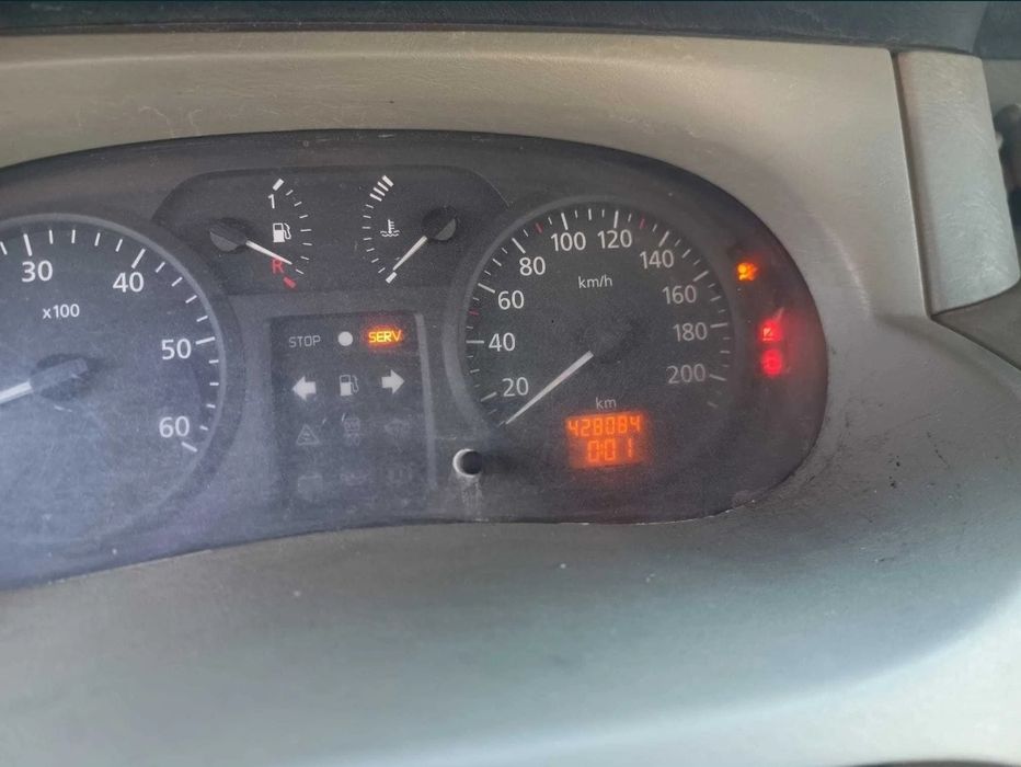 Мікроавтобус Renault Trafic 1.9 дизель 2003 механіка.
