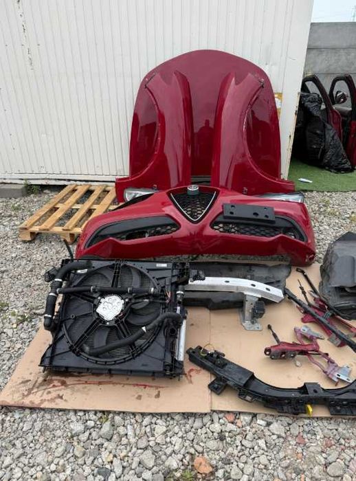 бампер капот крило решітка альфа Alfa Romeo Stelvio комплект б/в шрот