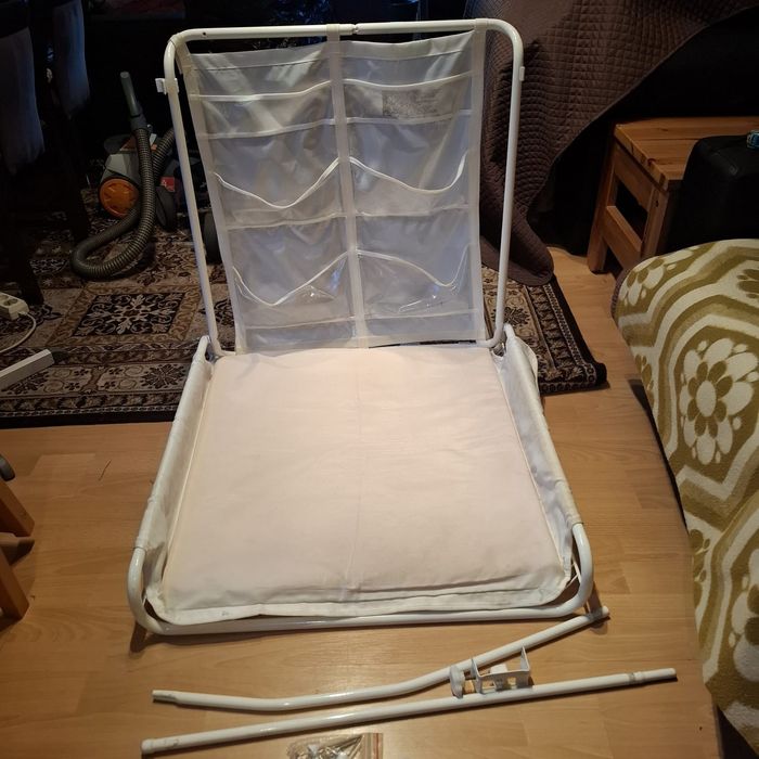 Przewijak ścienny Ikea