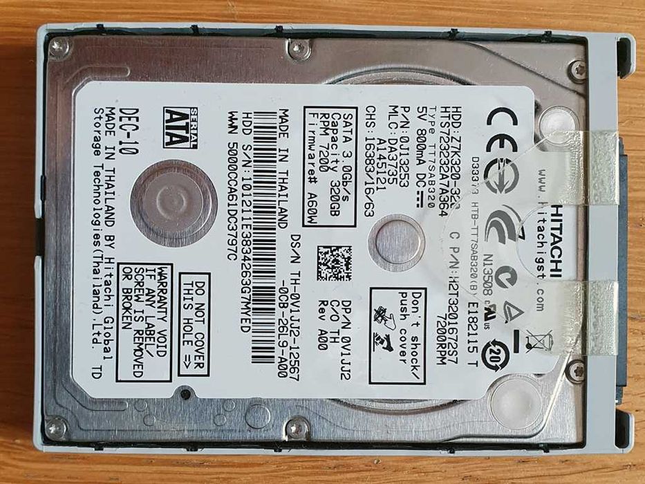 320 GB Hard Drive, 7200 rpm, Hitachi – 2.5" SATA 3.0 Gb/s64309738449282121