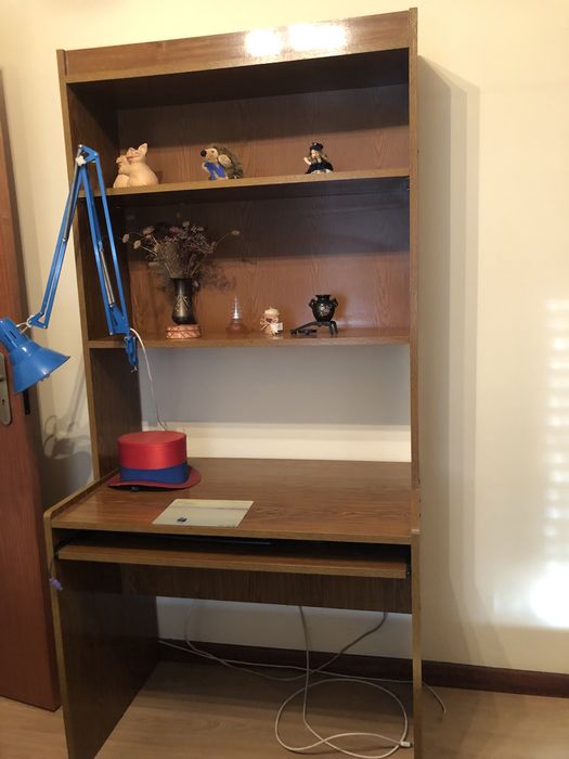 Escrivaninha, como nova