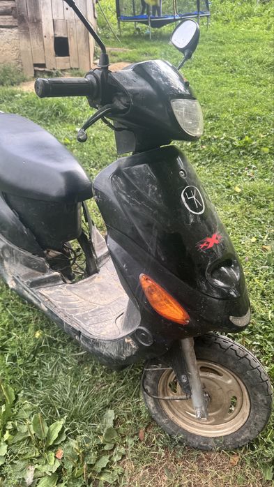 Продам скутер 50 кубів