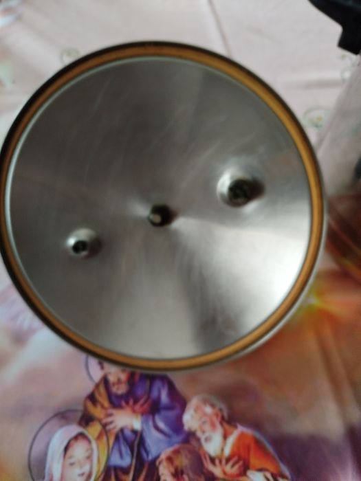 Panela de pressão em aço inoxidável