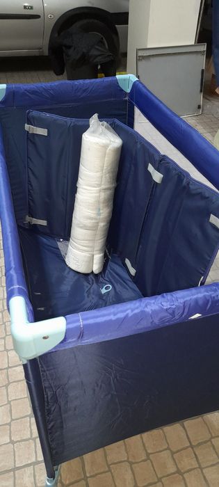 Vendo uma cama de criança