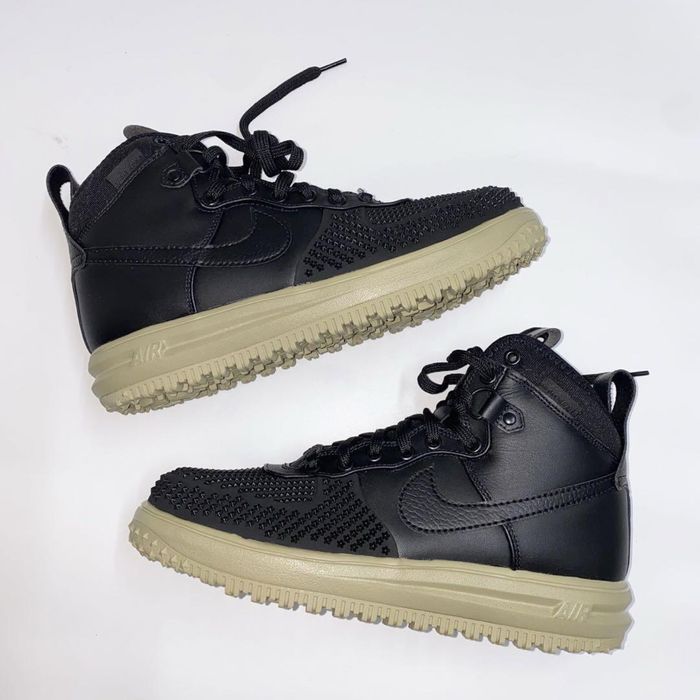 Nike lunar foce 1