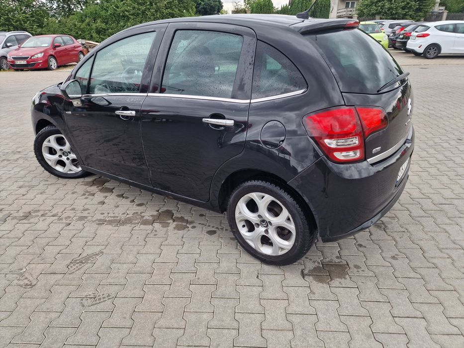 sprzedam samochód citroen C3 2011 rok