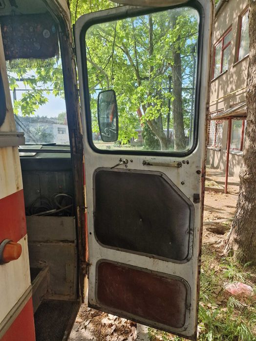 Автобус ЛАЗ, 1991 року випуску