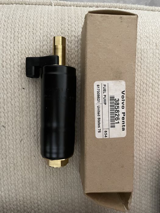 Bomba de combustível Volvo Penta 3858261 (nova)