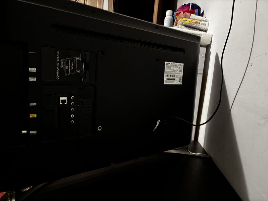 Телевізор Samsung 32f4500ak