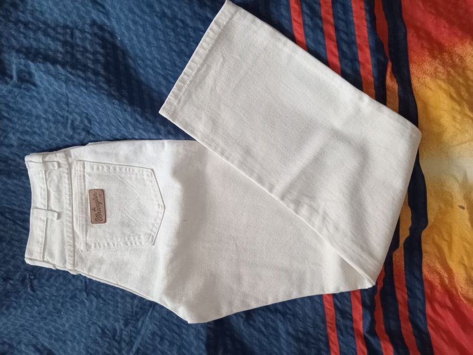 Джинси  LEVI  strauss & CO.