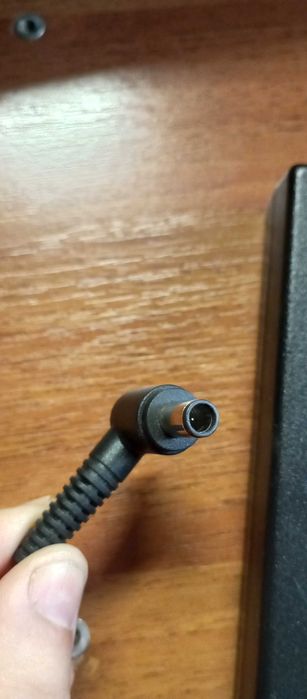 Блоки живлення для ноутбуків 19v 3,16A/20v4,5A/19v6,92A