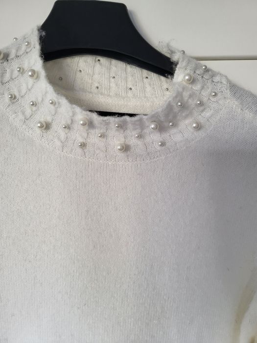 Sukienka lub tunika z mohito biała  z perełkami  rozm m sweterkiwa