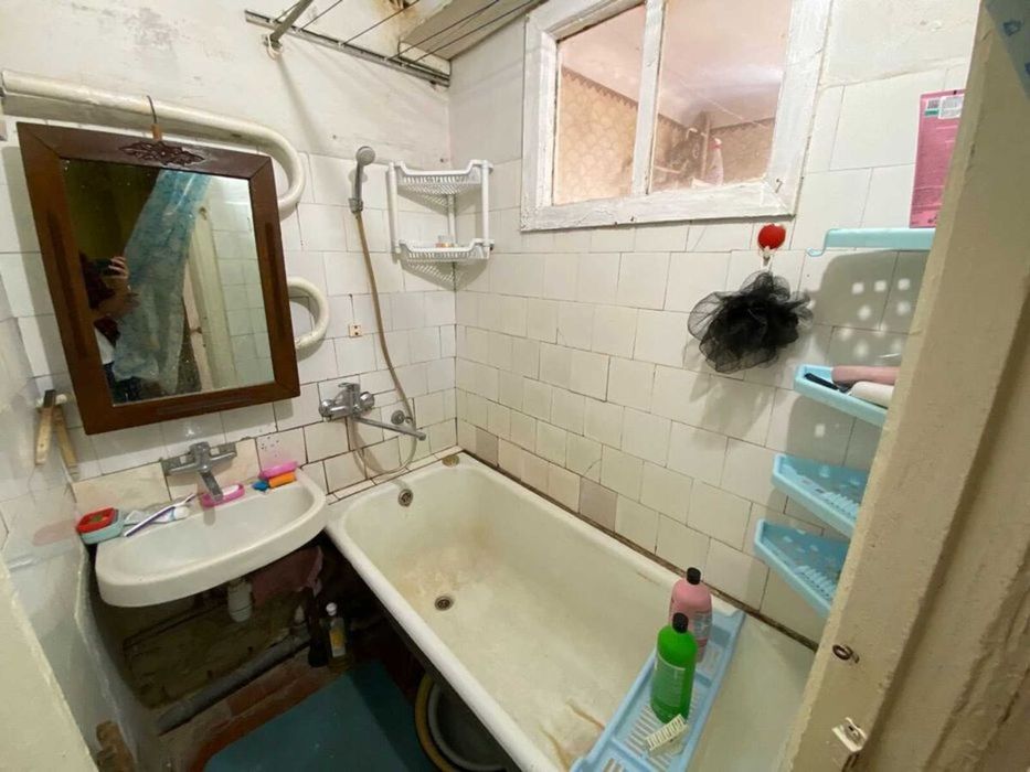 Продам 3-и кімнатну квартиру район Ковалівського парку.