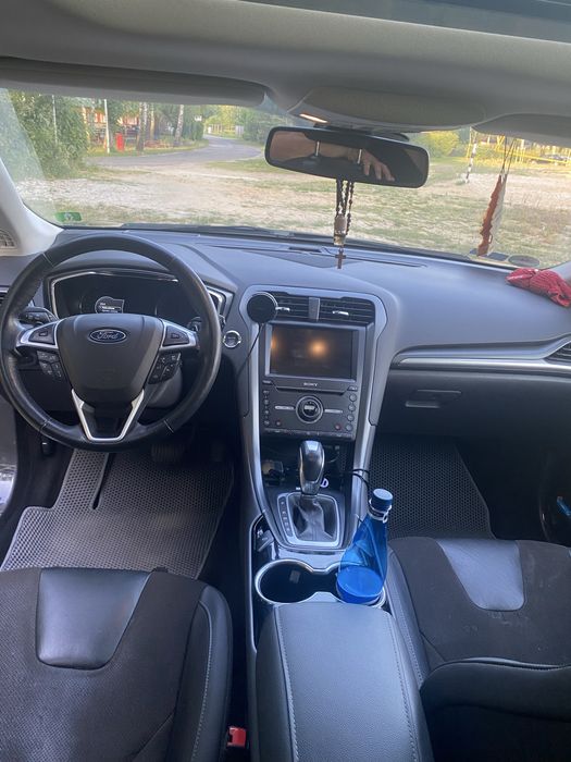 Ford mondeo Mk5 wersiji Titanium