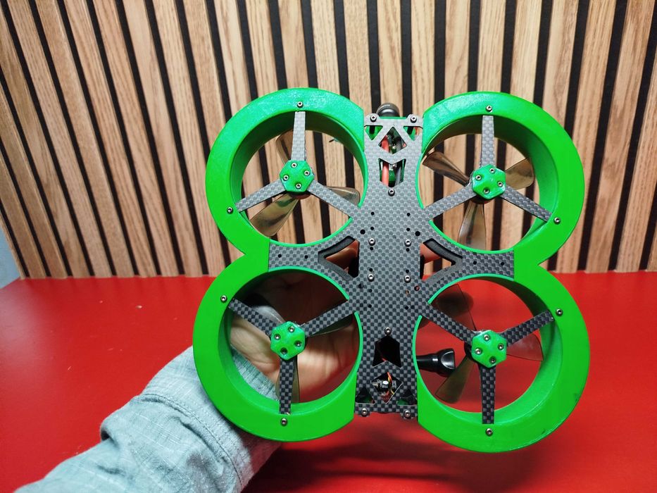 Drone FPV Cinewhoop 3" iflight green hornet + Bateria 4s