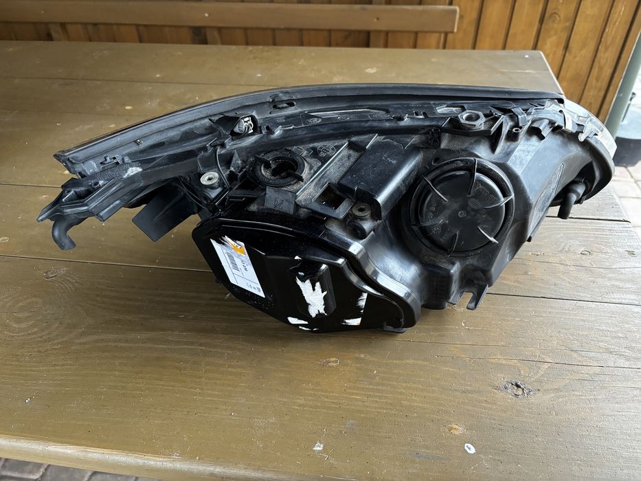 Reflektory przednie prawy lewy bmw e60