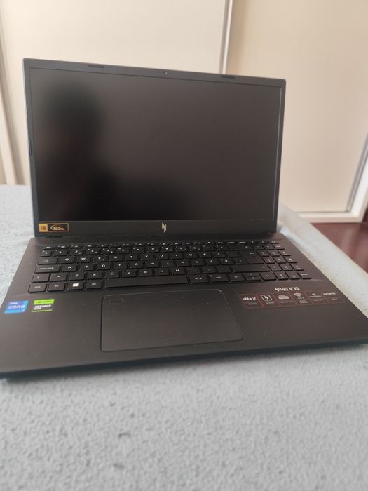 Acer Nitro V15 RTX 4050