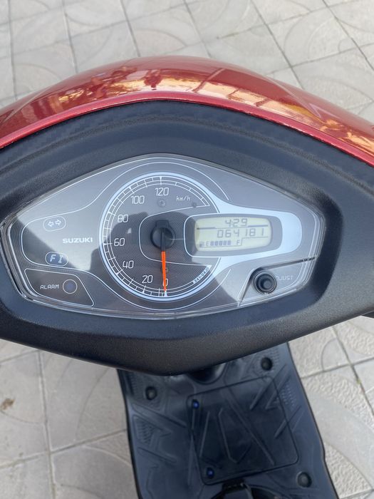 Продам скутер suzuki address