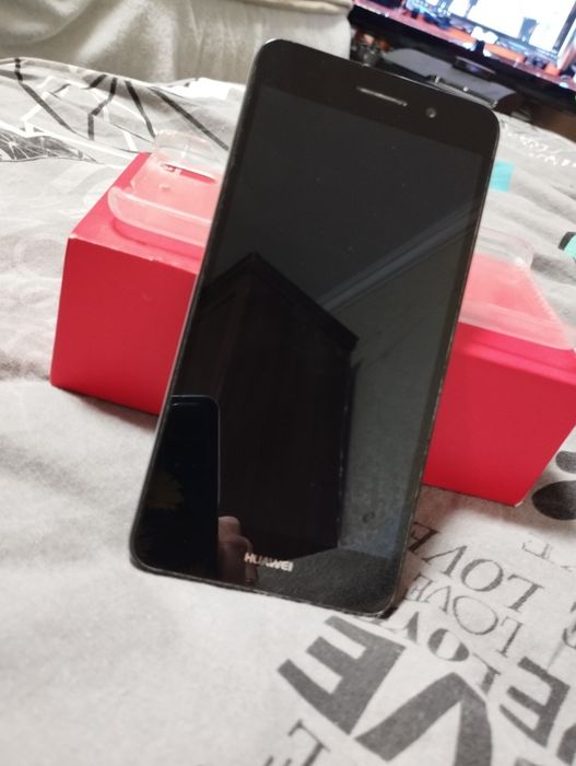 Телефон Huawei Y6 II