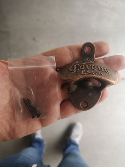 Abre cápsulas corona vintage de metal