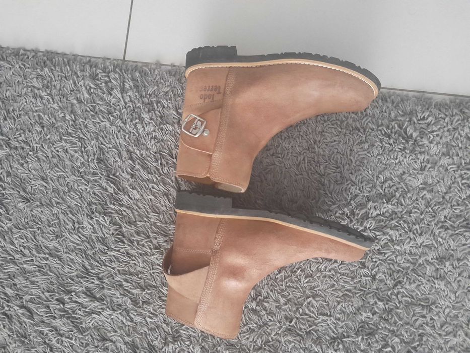 Bota de inverno castanho claro