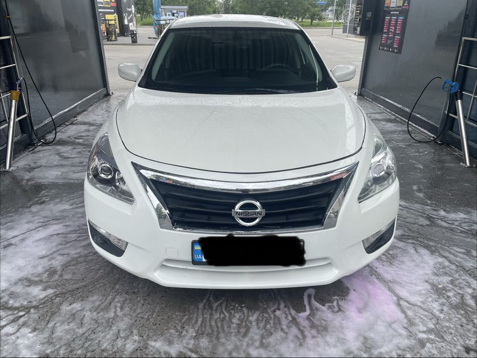 Продам Nissan Altima l33
Авто на каждый день, приятный расход по городу, мягкая и плавная в ходу, поменяны все фильтра, антифриз, масла в коробку и в двигателе, коробка не пинается не дергается, полностью прошла ТО, заменены задние сайленблоки, передние стойки каяба, кондиционер заправлен в конце лета, печка дует отлично, поменяна жидкость гура. Вопросы по телефону, возможен торг,возможен обмен