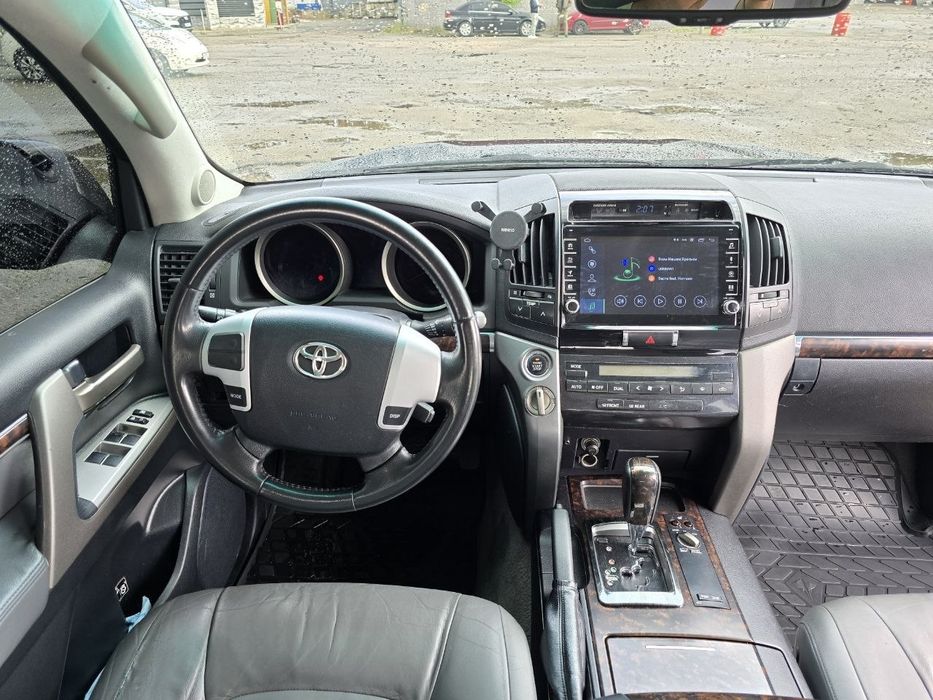 Продам Toyota Land Cruiser 200. 4.7 ГБО-4 отличном состоянии ‼️