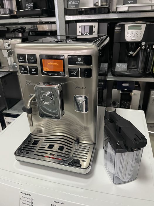 Кофемашина Saeco Exprelia HD8854 из Германии новый капучинатор