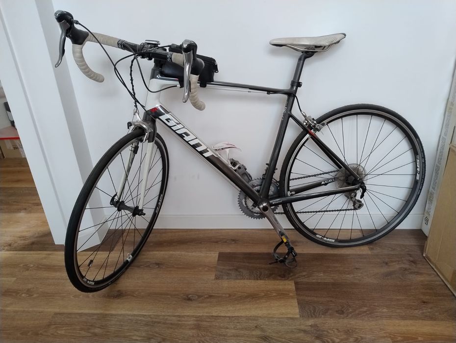 Sprzedam rower Giant Defy 2