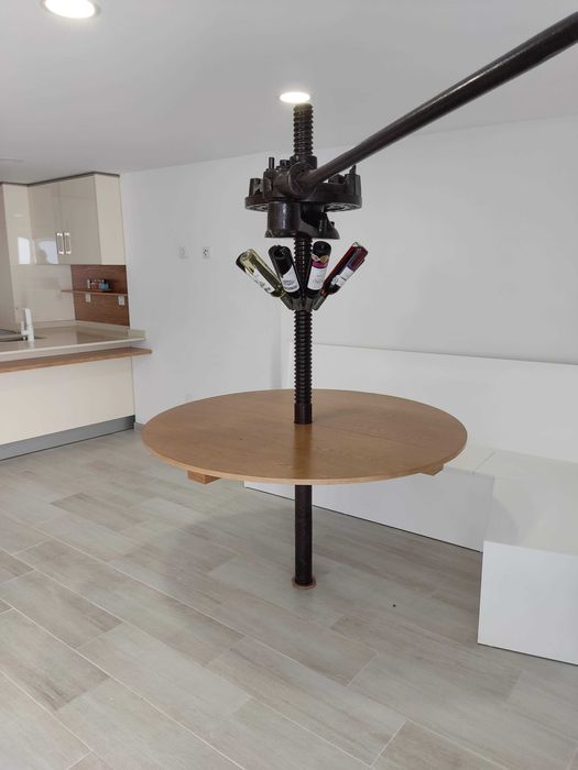 Casa Moradia T3  em Quebradas