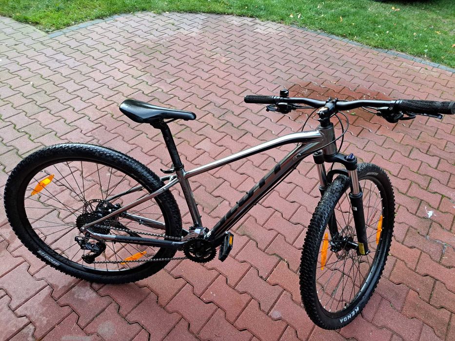 Scott Aspect 950, 29"