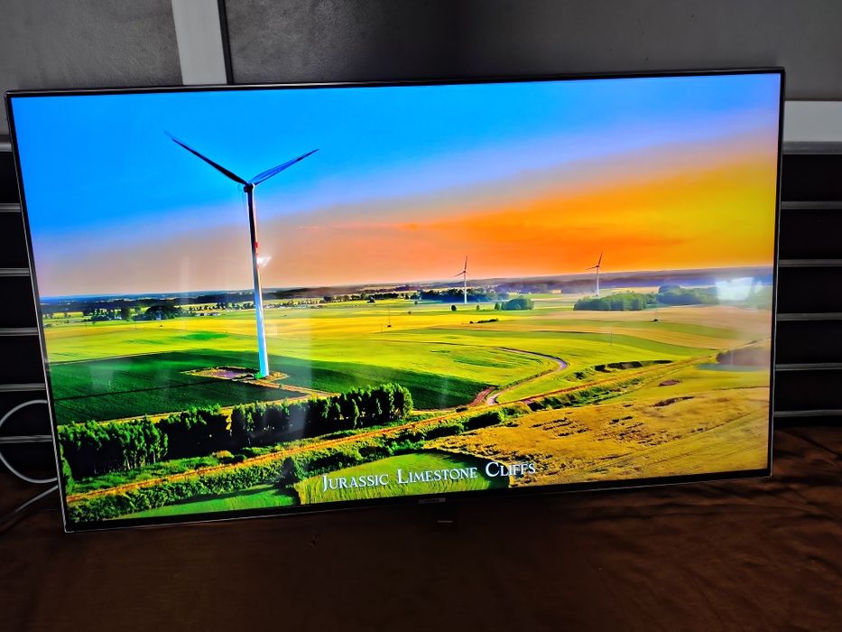 Samsung 49" 4K Smart TV Netflix YouTube DVB-T 2 hevc