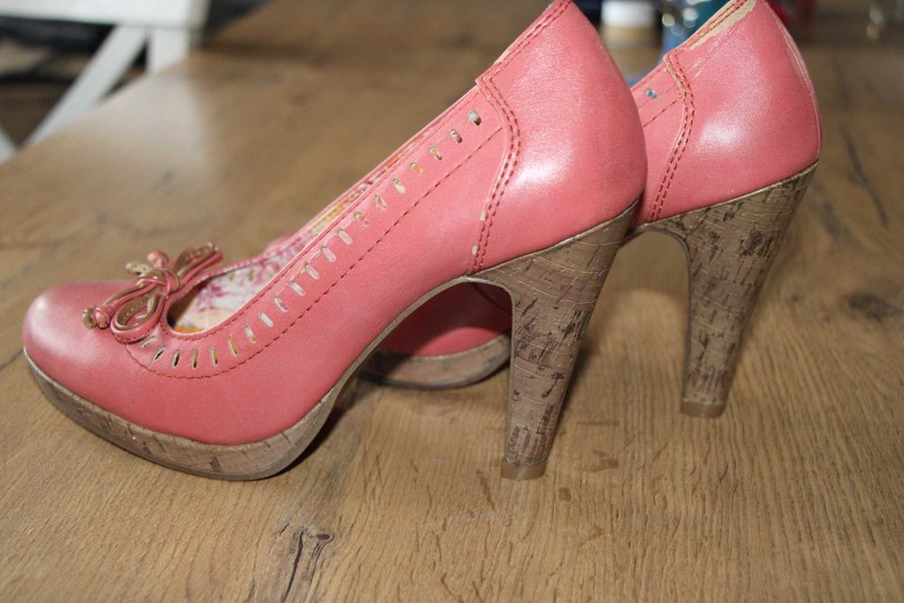 Buty półbuty szpilki Marco Tozzi 38 wkładka lekko ponad 24cm