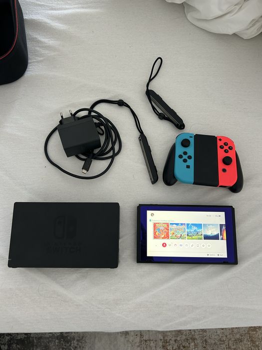 Nintendo Switch V1 - Excelente Estado e com Caixa Original