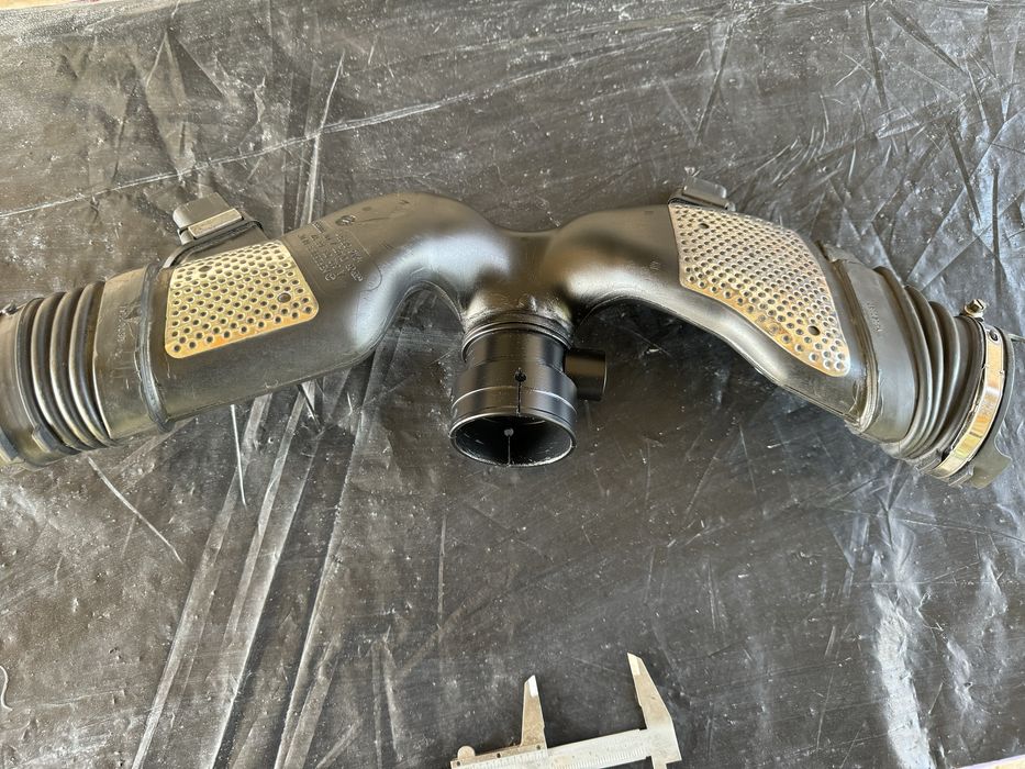 Реставрація Патрубок метелик павук чайка Mercedes 2.8 3.0 3.2 OM642