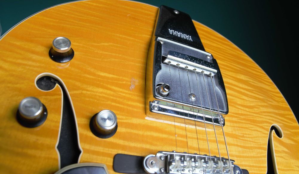 Gitara  YAMAHA SA-30 1972, hollow body (nie gibson)