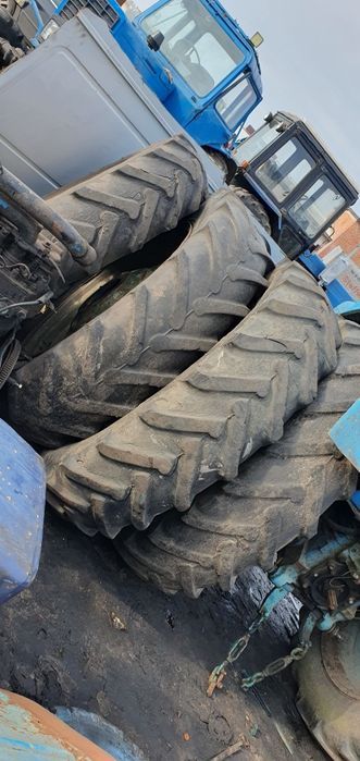 Камери мтз юмз т40 резина диски перед зад