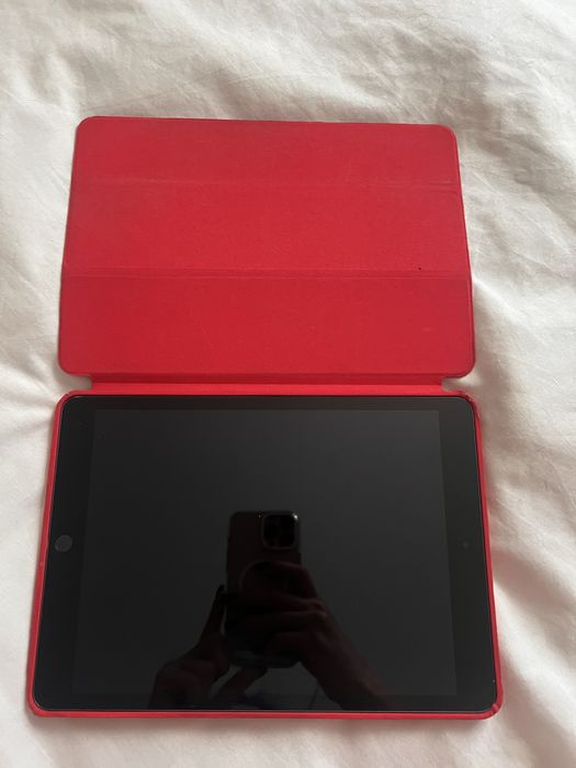 Продам б/у ipad