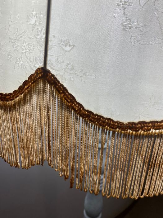 Candeeiro vintage de madeira pau preto