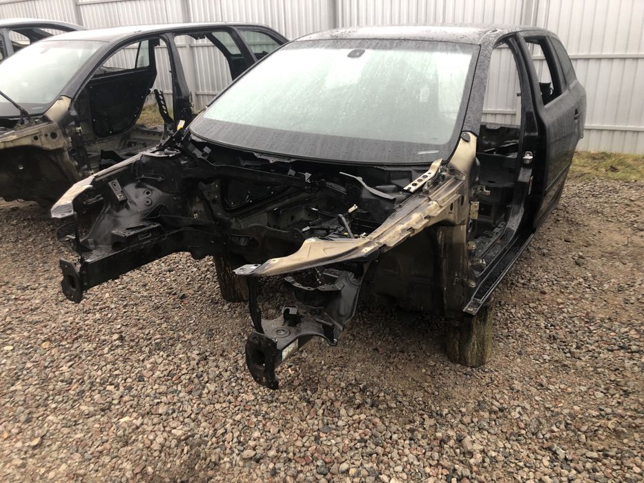 Кузовщина четверть крыло крыша лонжерон порог Шкода Октавия А5