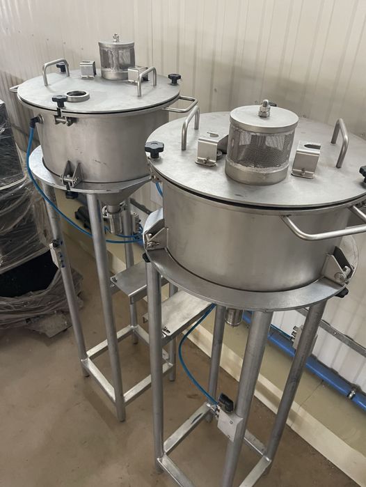 Продам емкостся по разливу сырковых масс