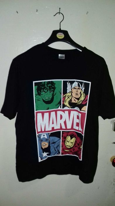 Продам чоловічу футблку Marvel