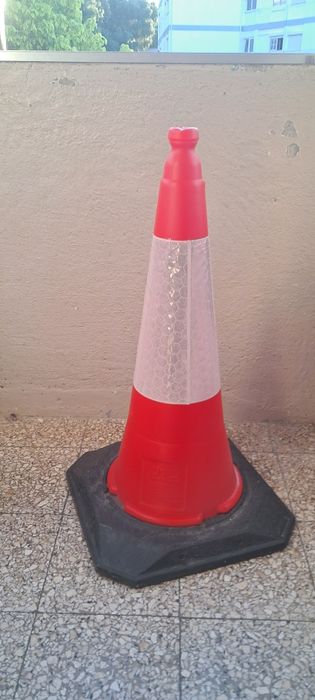 Cone de Sinalização JSP com Bandas Refletoras